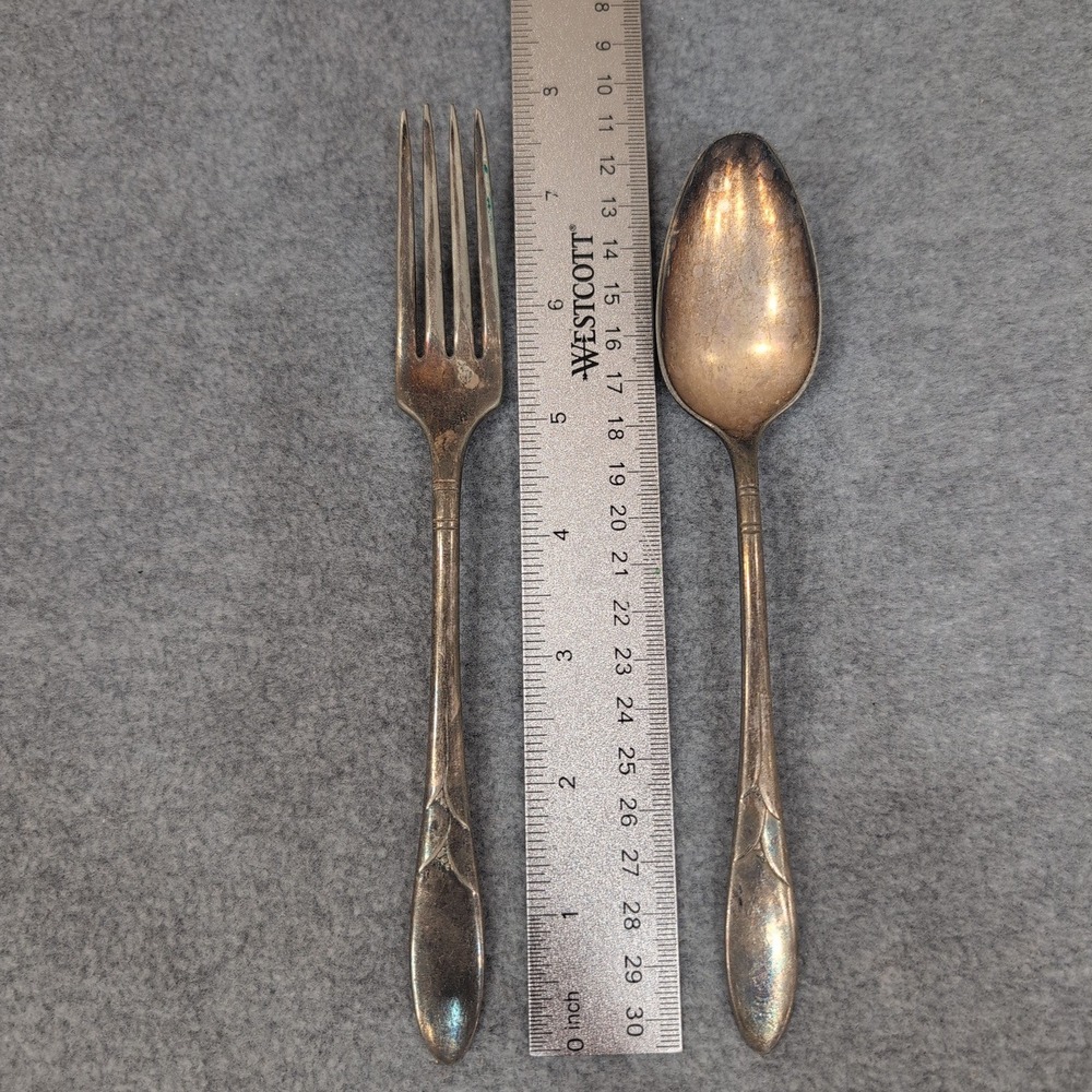 Community Plate Silverware Set 2‎ Spoons 1 Fork Vintage Floral Engraved Flatware - Picture 5 of 5